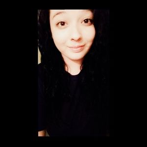 Meet your Posher, Cate